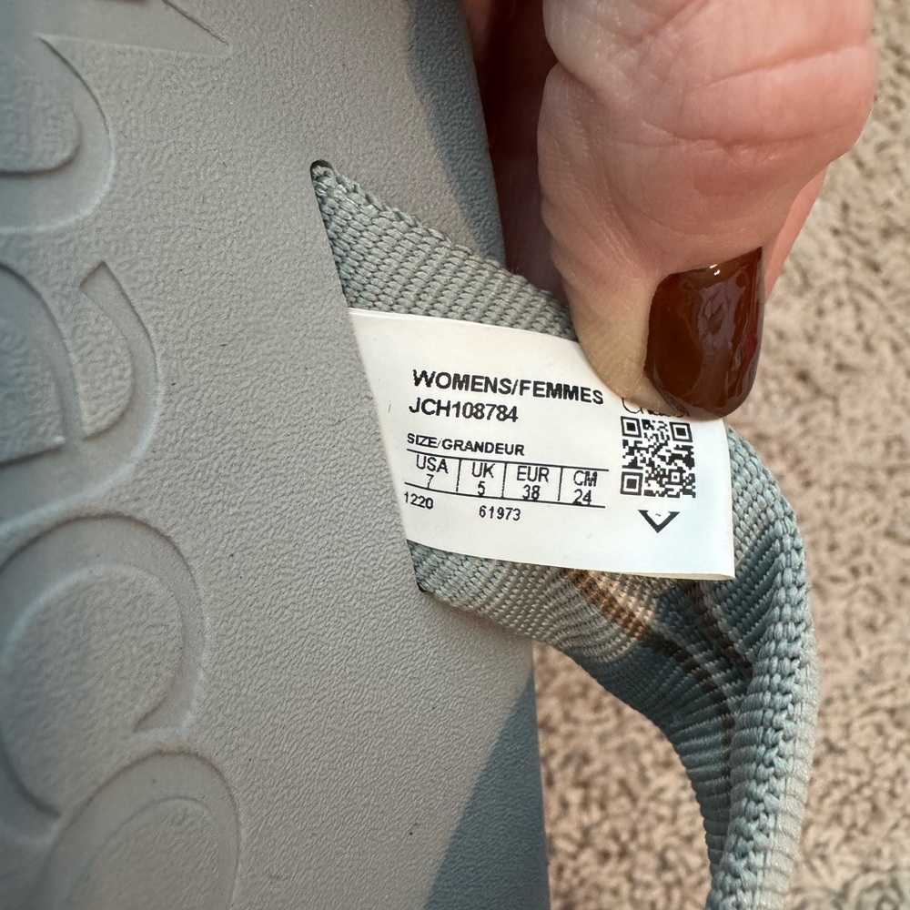 Chaco Women’s Chillos Flip Sadie Aqua Grey - Picture 2 of 3